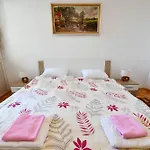 Alpaca Penthouse With A Stunning Sea View Fiume