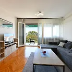 Alpaca Penthouse With A Stunning Sea View